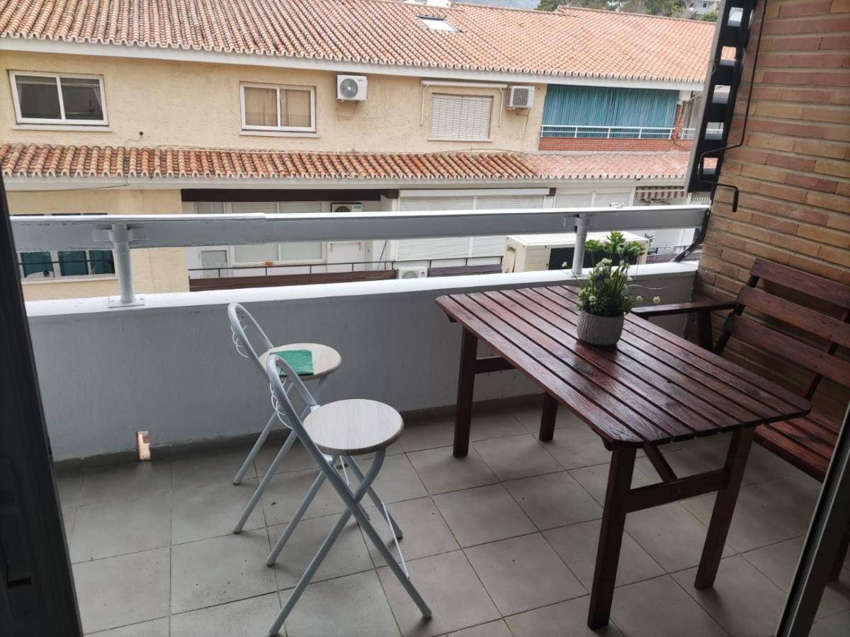 Apartamento Pez Espada ตอร์เรโมลิโนส ภายนอก รูปภาพ