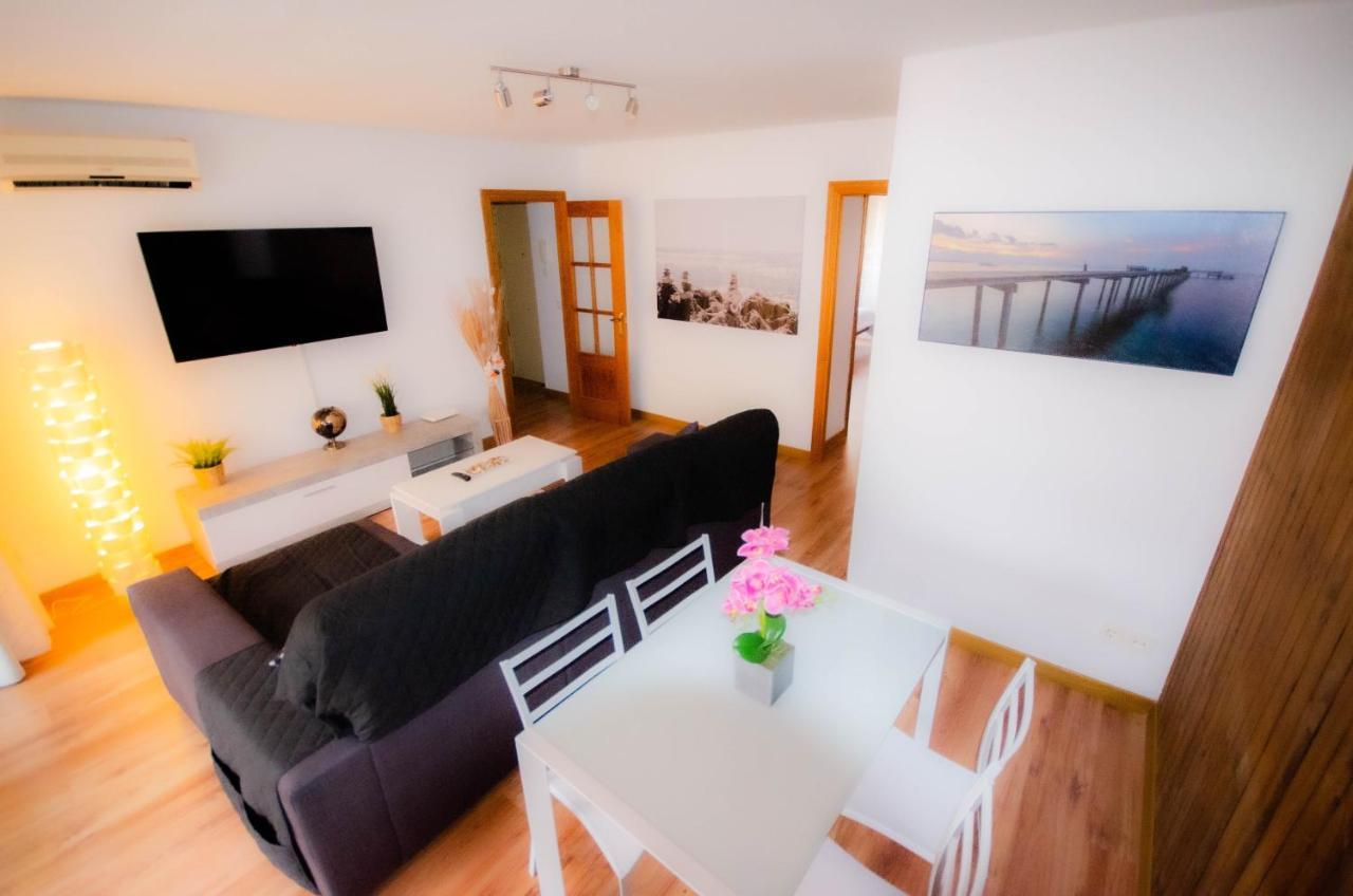 Apartamento Pez Espada ตอร์เรโมลิโนส ภายนอก รูปภาพ